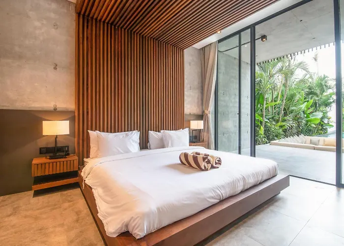 Chic 4br Villa, Hub, 8mins To Bliss Ferienhaus Canggu