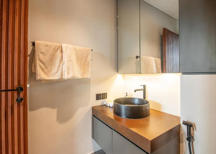 Chic 4br Villa, Hub, 8mins To Bliss