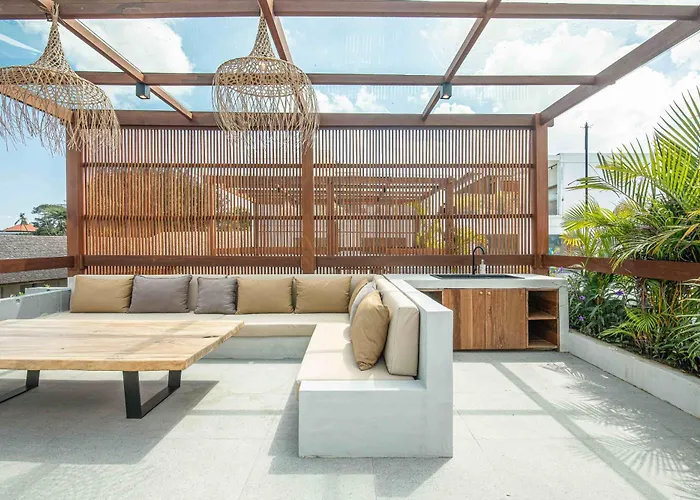 Ferienhaus Chic 4br Villa, Hub, 8mins To Bliss Canggu
